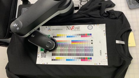 Nazdar qualifies DTG printed shirt for G7 colour control