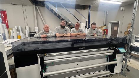 Ainsley Signs installs a Canon Colorado 1650 from CMYUK