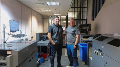 University of Leeds invests in Konica Minolta package with Duplo finishing